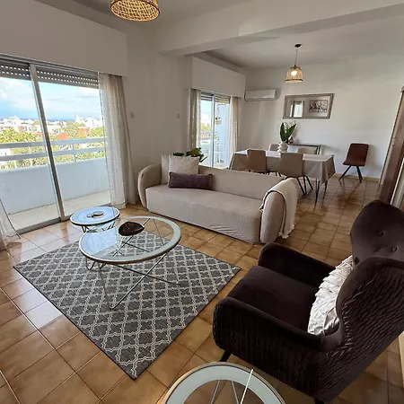 Vibes - 3br Spacious Apartament *