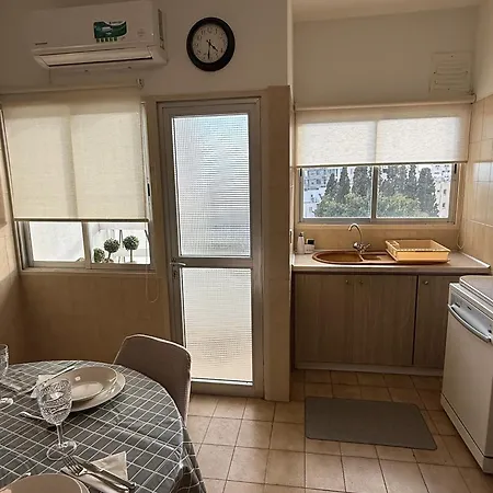 Vibes - 3br Spacious *